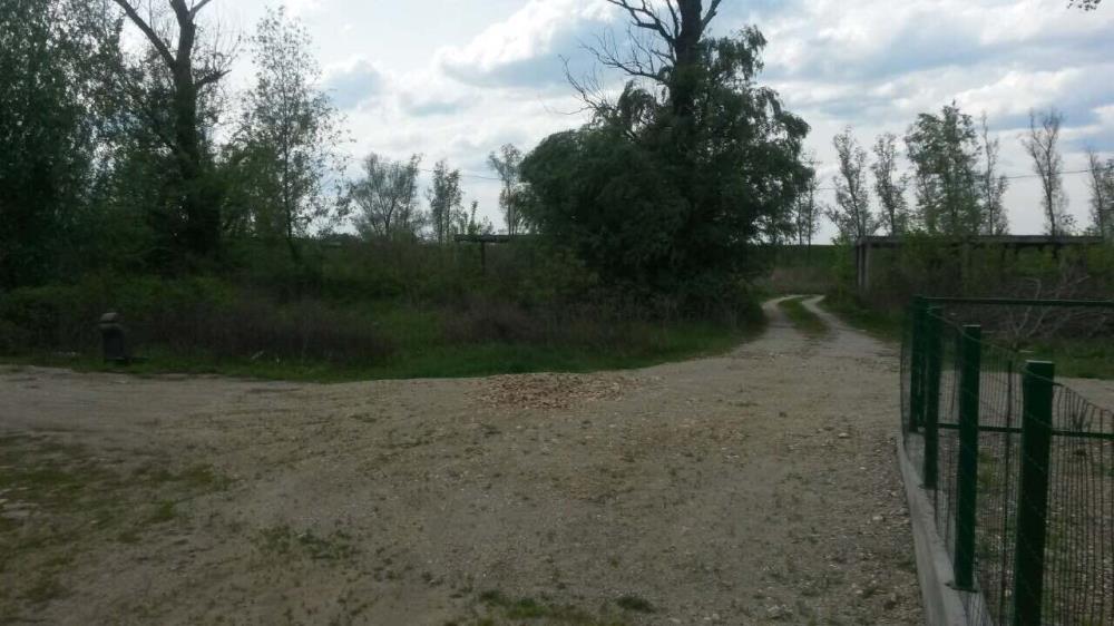 Sojenica, 800m od okretnice tramvaja