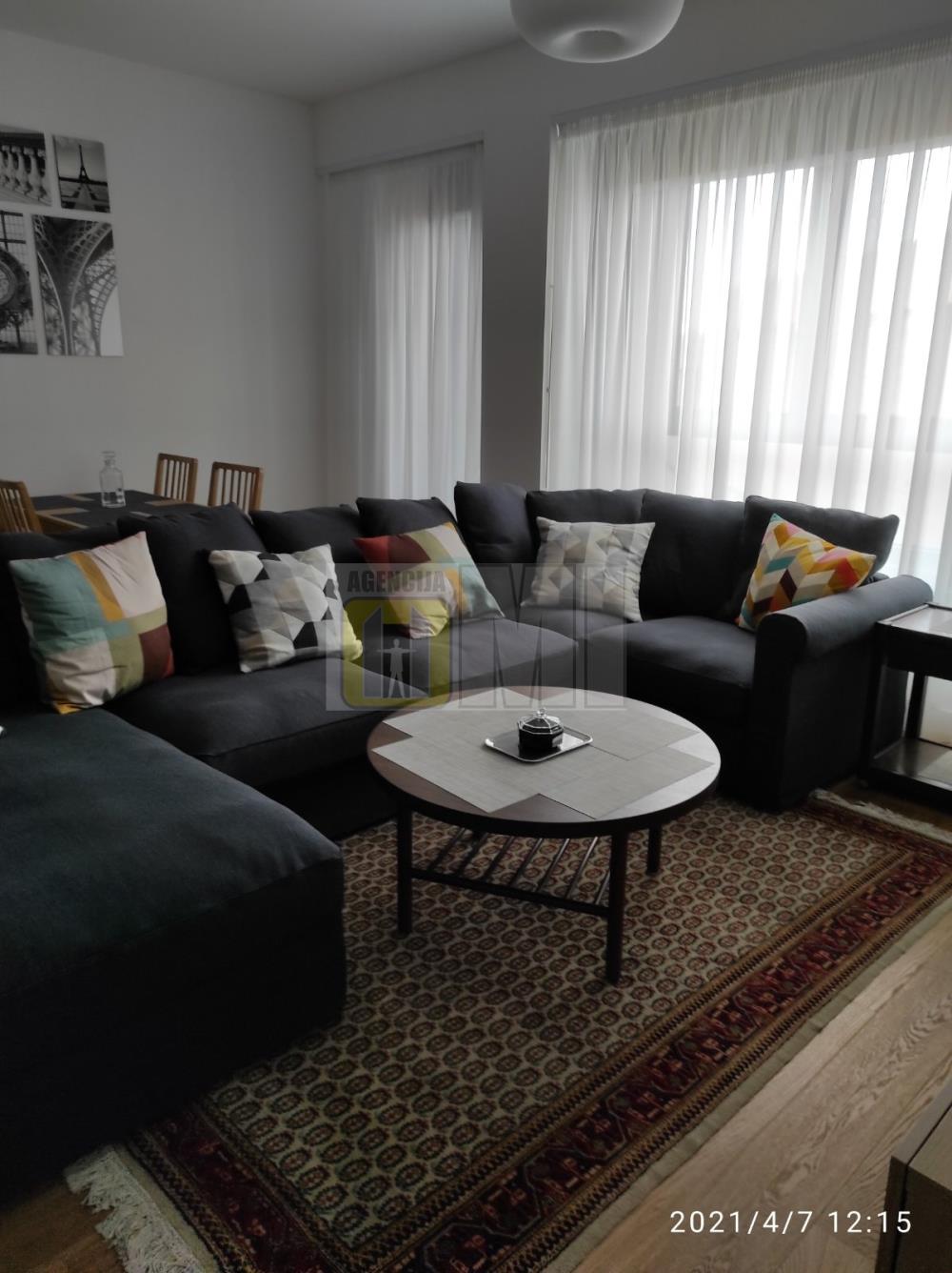 A Rudara, novo, lux, 2.0, 52m, 600€