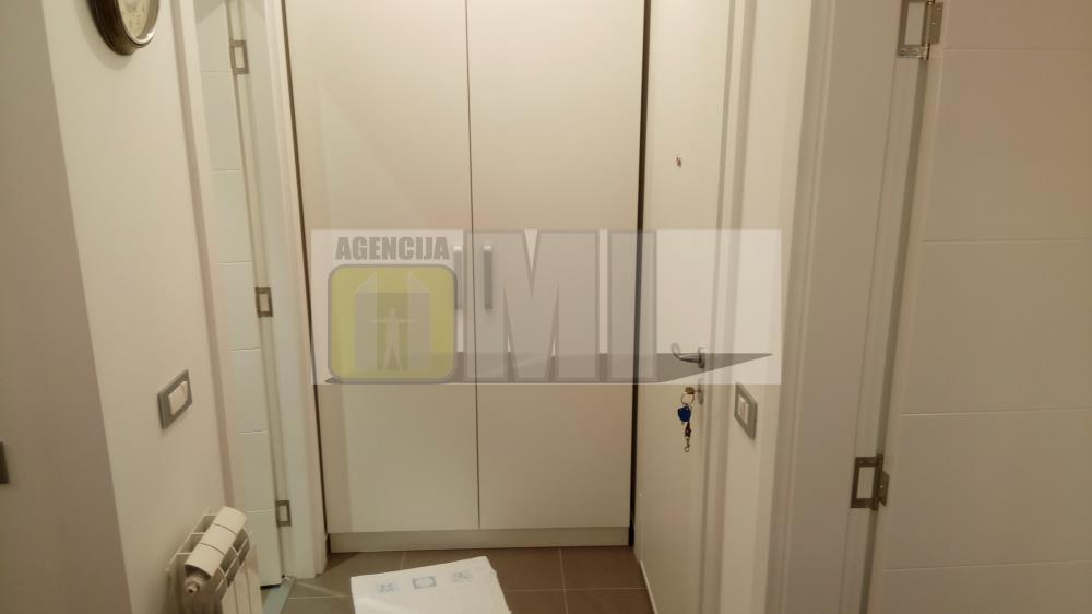 Banovo Brdo, Visoka, 2.5, 49m2, Lođa, 6/7, Lux, novogradnja
