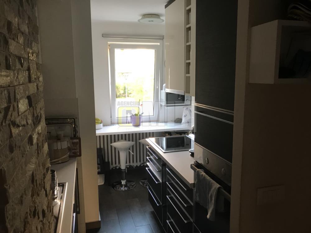 Blok 34; Narodnih Heroja, 3.5, 86m2, 1/6, Lux, uknjižen