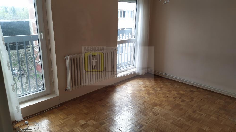 Blok 45, 64m2, Lođa, 3/7, jug, uknjižen, useljiv