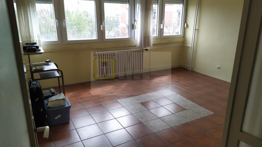 Blok 45, 64m2, Lođa, 3/7, jug, uknjižen, useljiv