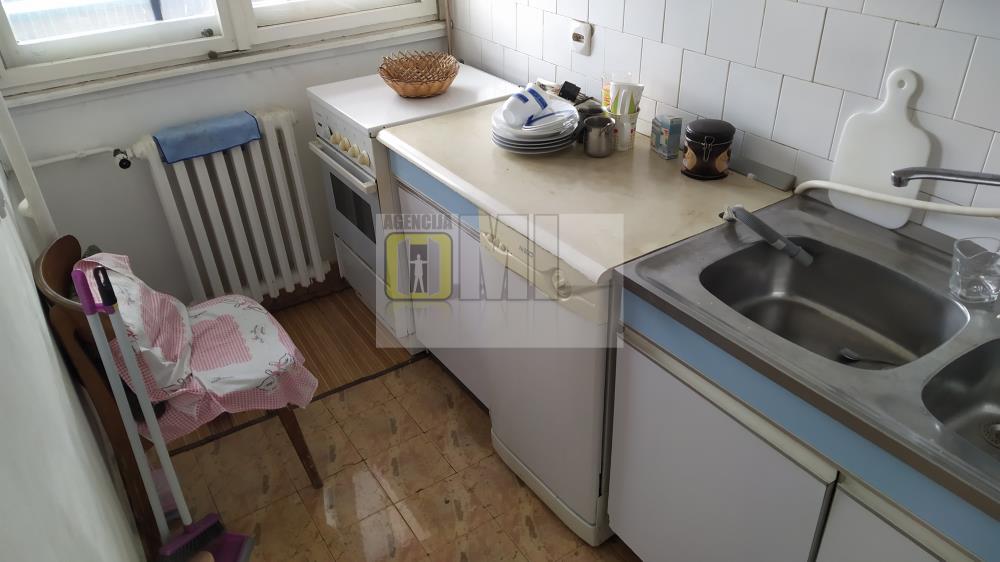 Blok 70, Jurija Gagarina, 3.5, 96m2, 6/11