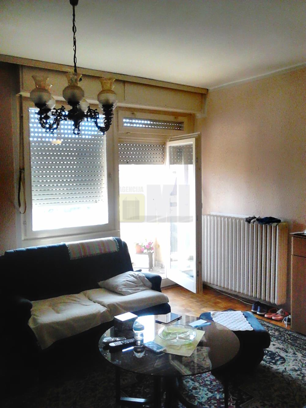 Borča3 , 70+5, CG, ekstra povoljno