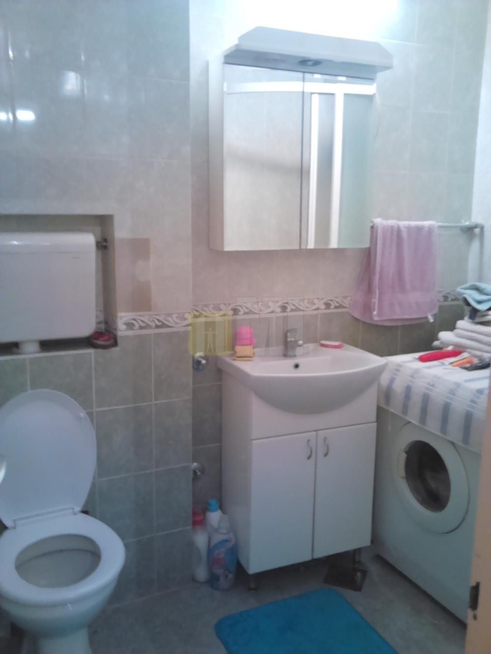 Borča3 , 70+5, CG, ekstra povoljno