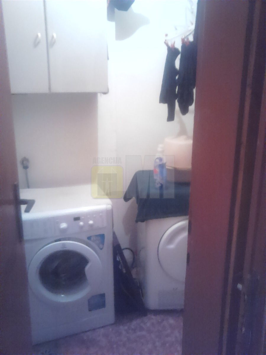 Centar , Crnogorska, penthouse