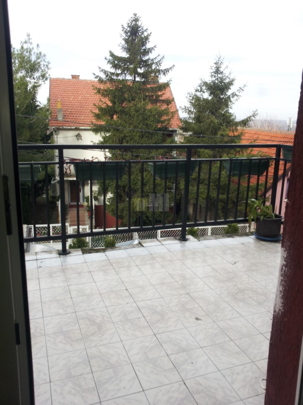 Karaburma, Banovićka , kuća 316m+3 ara