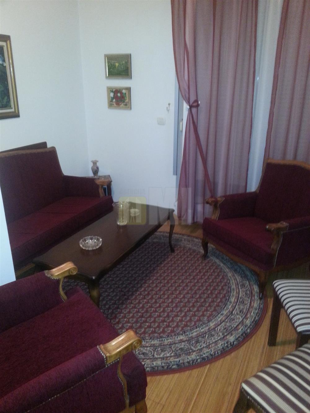 Konjarnik, 3,0, 91+kvm+garaža, V sprat