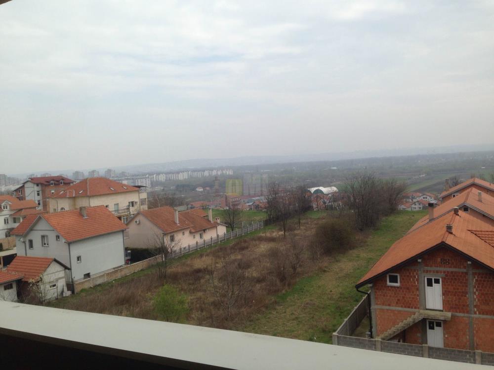 Ledine- četvorosoban, samo 700€/m2
