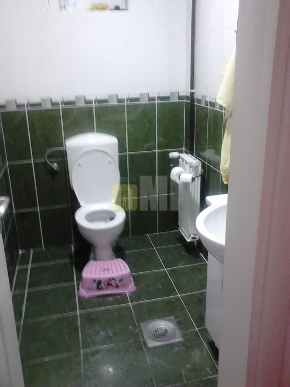 Luksuzna kuca na Ledinama, 480m2+6a placa