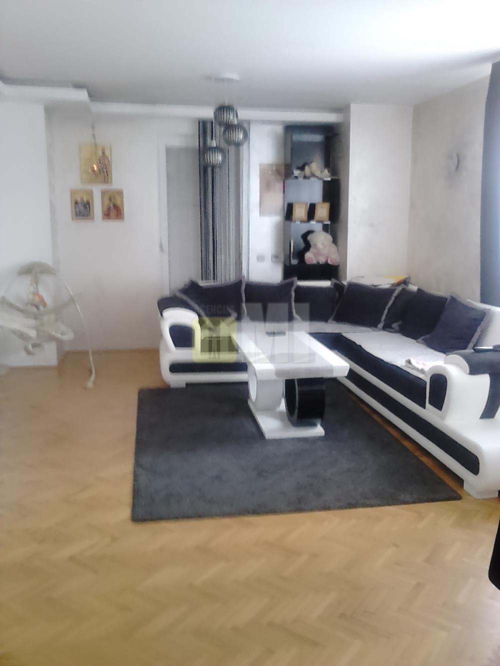 Luksuzna kuca na Ledinama, 480m2+6a placa