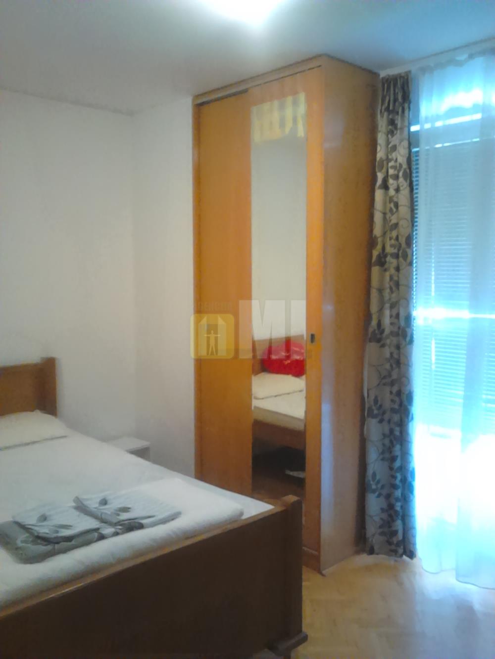 Luksuzna kuca na Ledinama, 480m2+6a placa