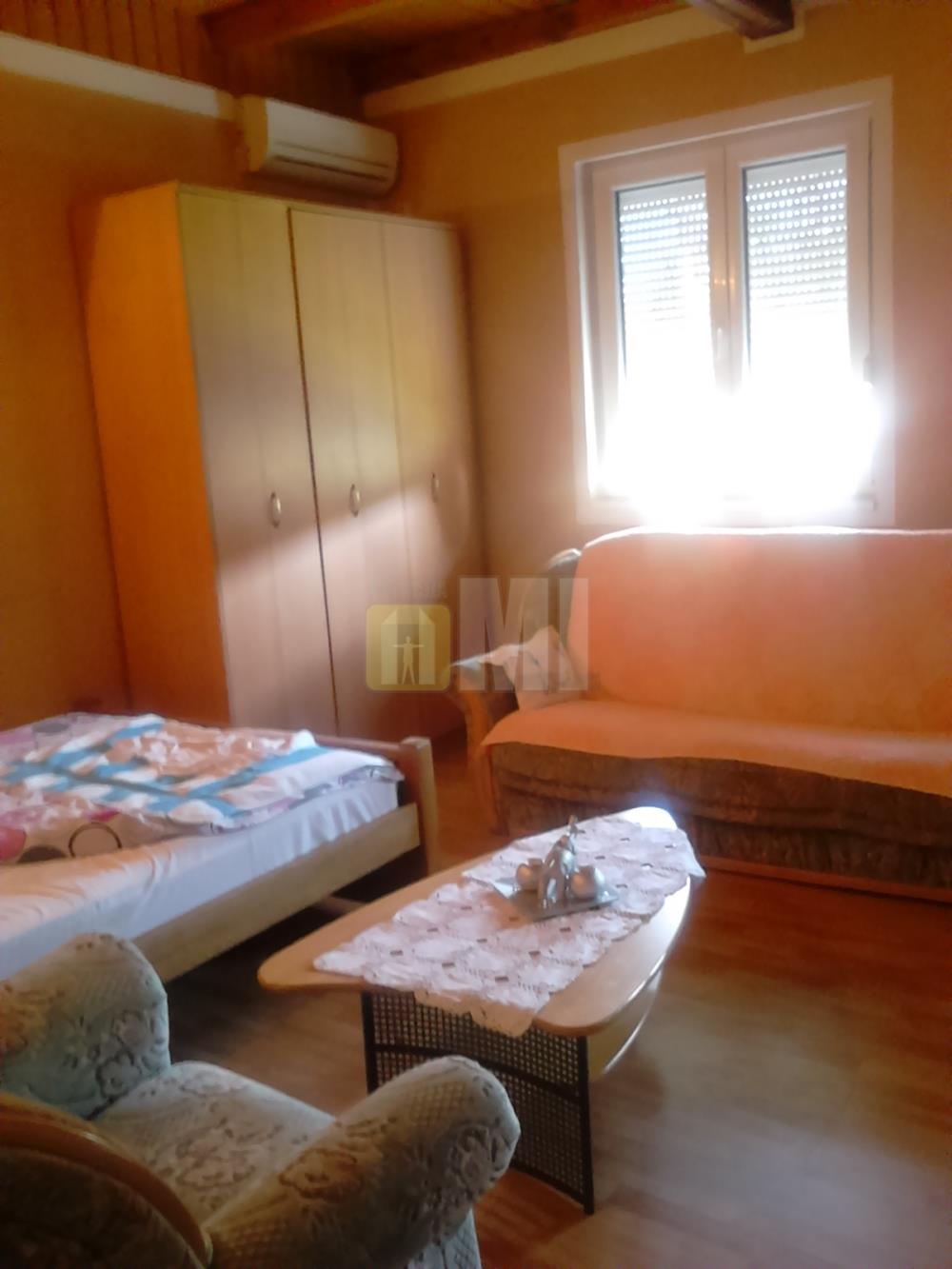 Luksuzna kuca na Ledinama, 480m2+6a placa