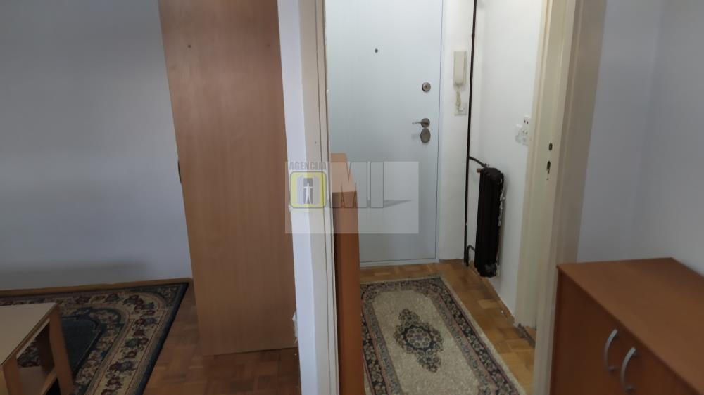 NIJE AKTUELAN!!! Mirijevo, Koste Nađa, 0.5, 33m2, 3/3, CG, uknjižen