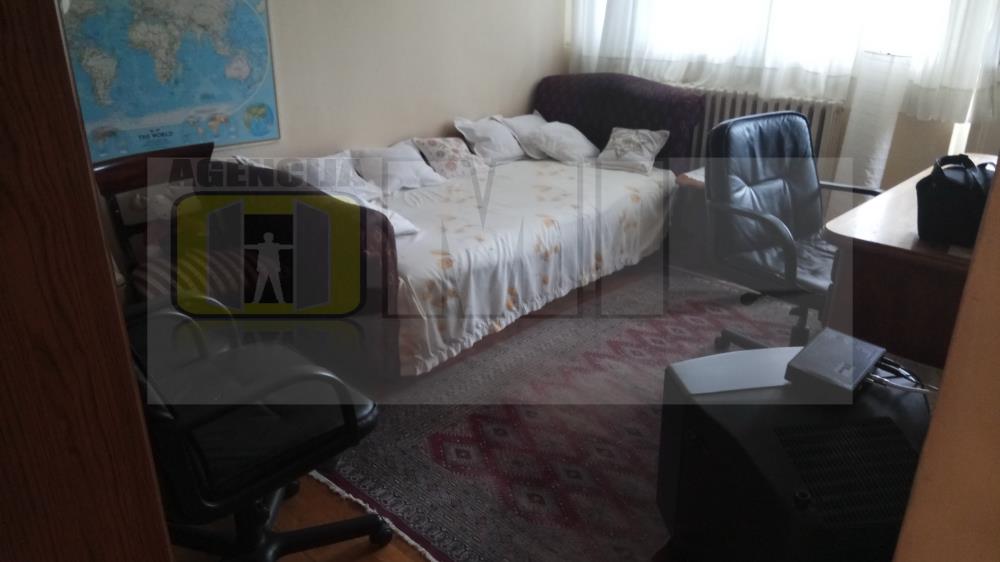 Novi Beograd, Bulevar Mihajla Pupina, 4.5, 107m2 (2L), 1/8