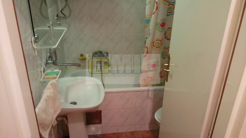 Novi Beograd, Pariske Komune, 2.0, 57m2 (L), 1/5, novija gradnja