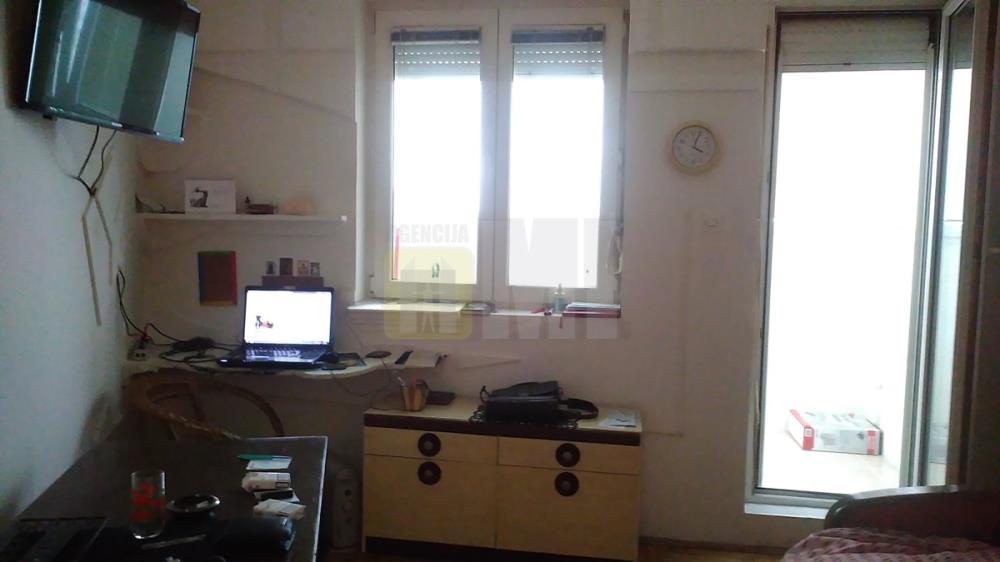 Rakovica, garsonjera, 25 m, pr, 21.000€