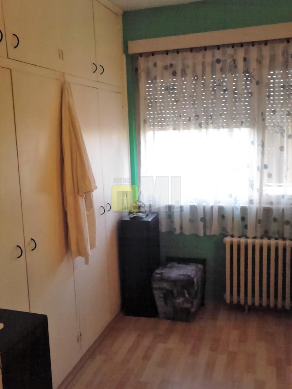 Renoviran stan u Pere Segedinca 57+3