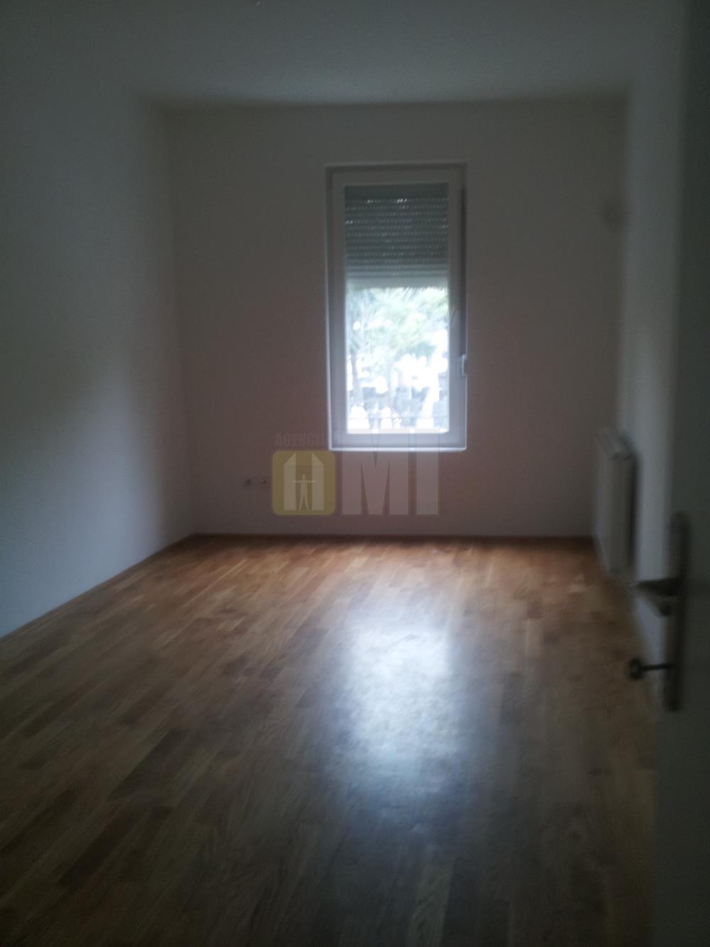 Severni Bul, 3.0, 70m, I, 102.000€