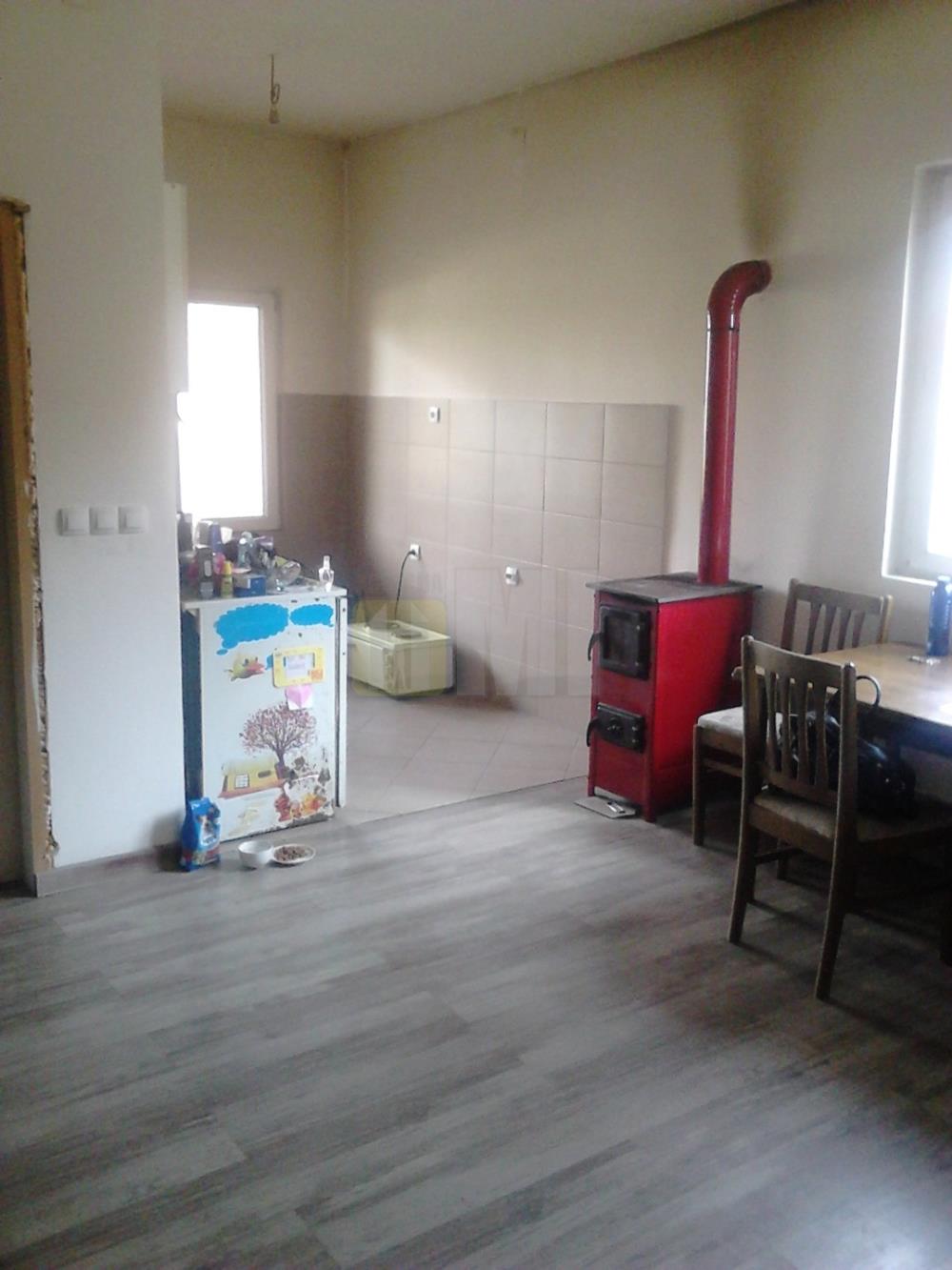 Stan u novogradnji, Ledine, Timocke bune, 102(2T)
