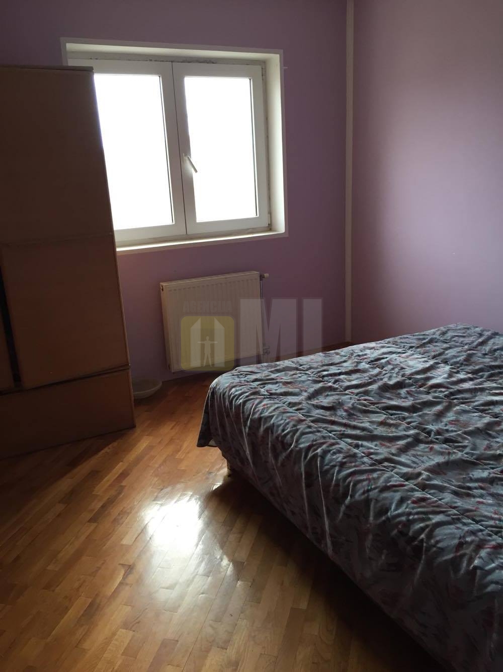 Surčin, kuća 205 vkvm+ 4,8 ari