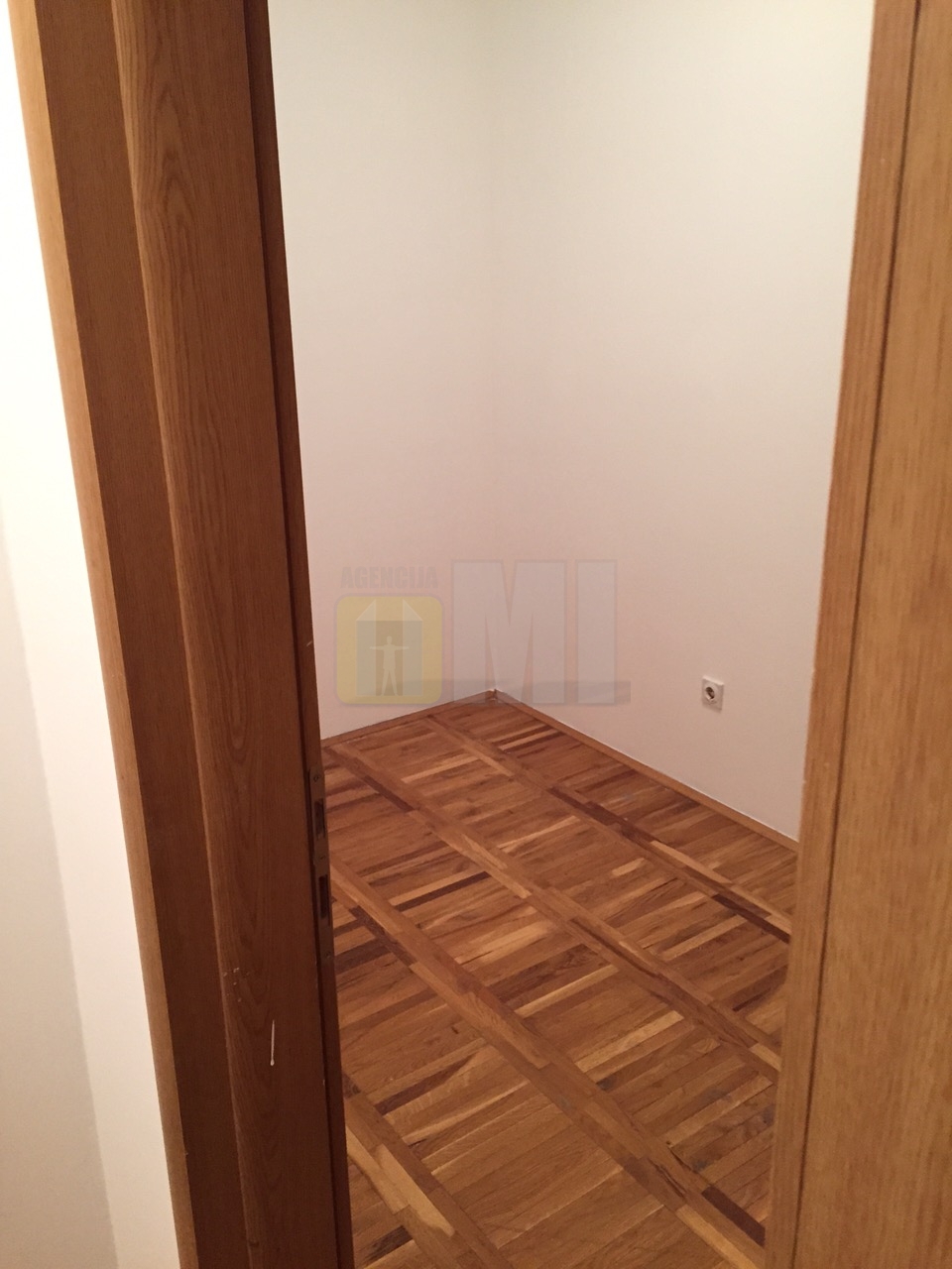Višnjicka banja, trosoban , novogradnja, 60+30m2