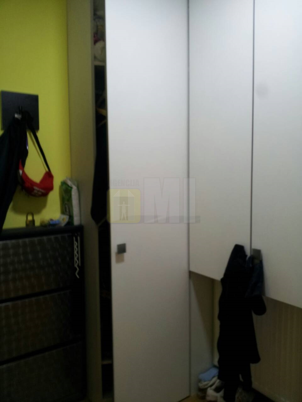 Višnjička banja, D Lukića, 2.5, 52+9m