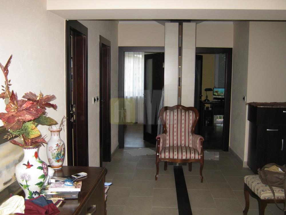 Vračar, Molerova, 3,0, 80+6m, namešten, 700€