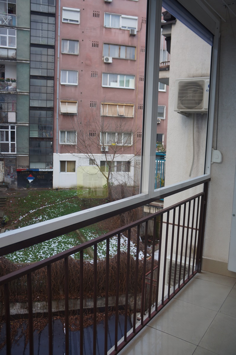 Vukov Spomenik, 3.0, 59m, III/4