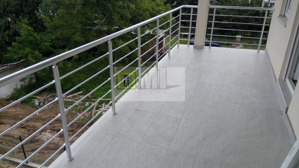 Zemun, Dunav, 2.5, 72m2, 2/4, prazan, useljiv, NOVO