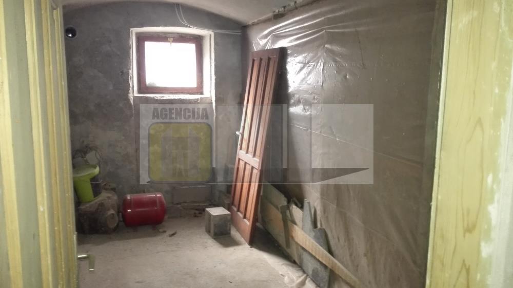 Zemun-Centar, Vukova, 140m2+podrum+potkrovlje