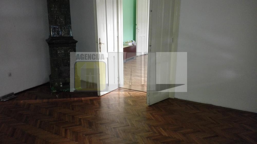 Zemun-Centar, Vukova, 140m2+podrum+potkrovlje