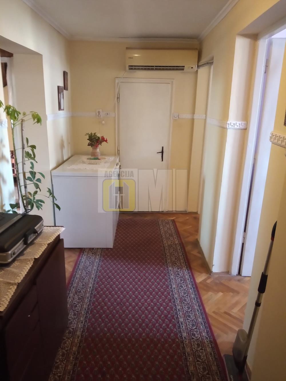 Zemun,Novi grad, Krajiška,3.0, 68 (45+23)m