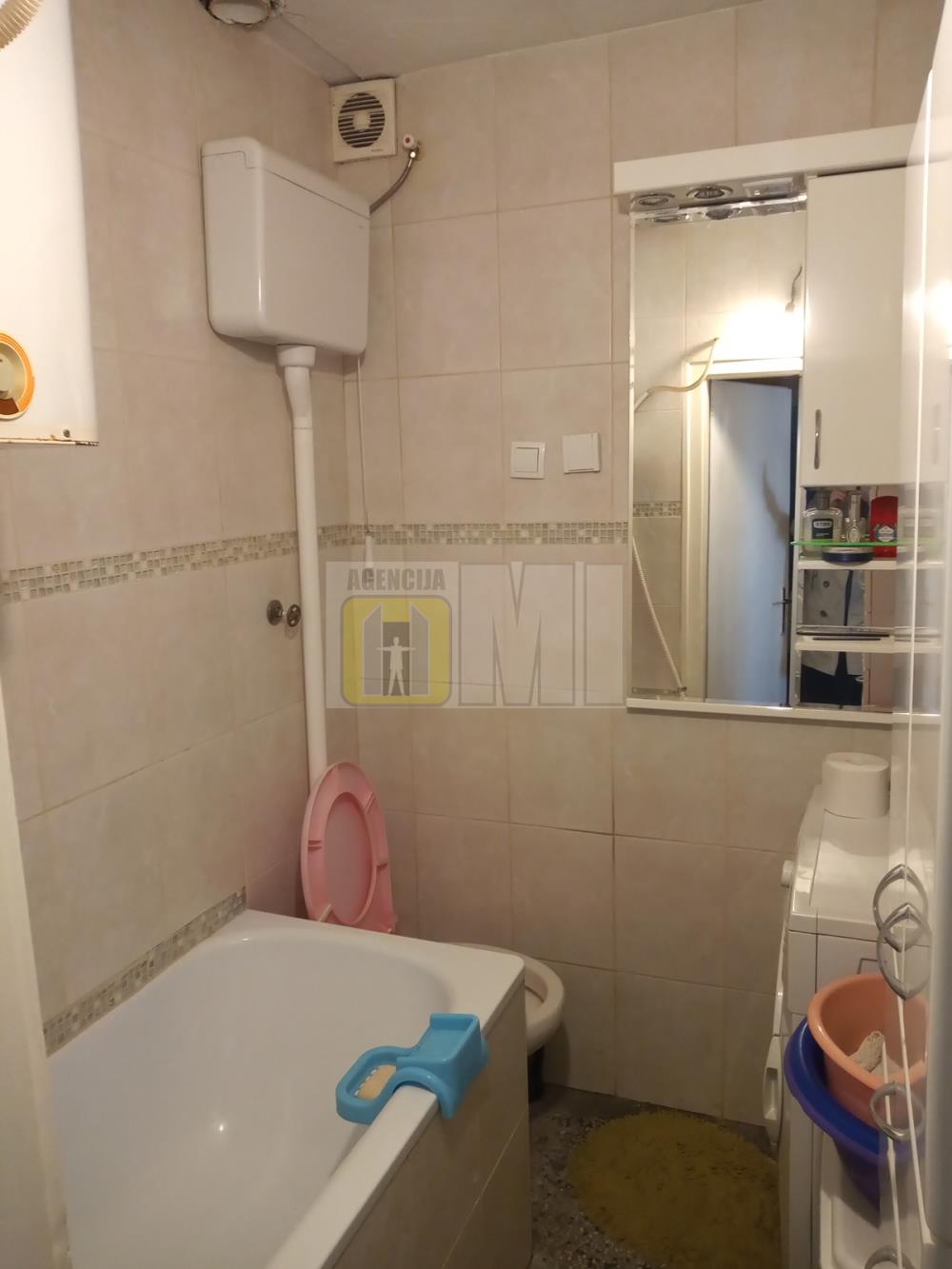 Zemun,Novi grad, Krajiška,3.0, 68 (45+23)m